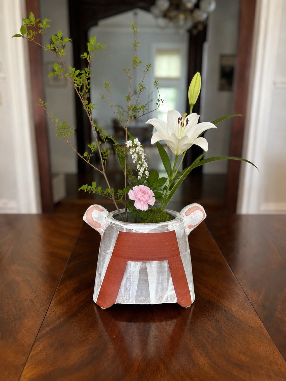 Objects with presence.